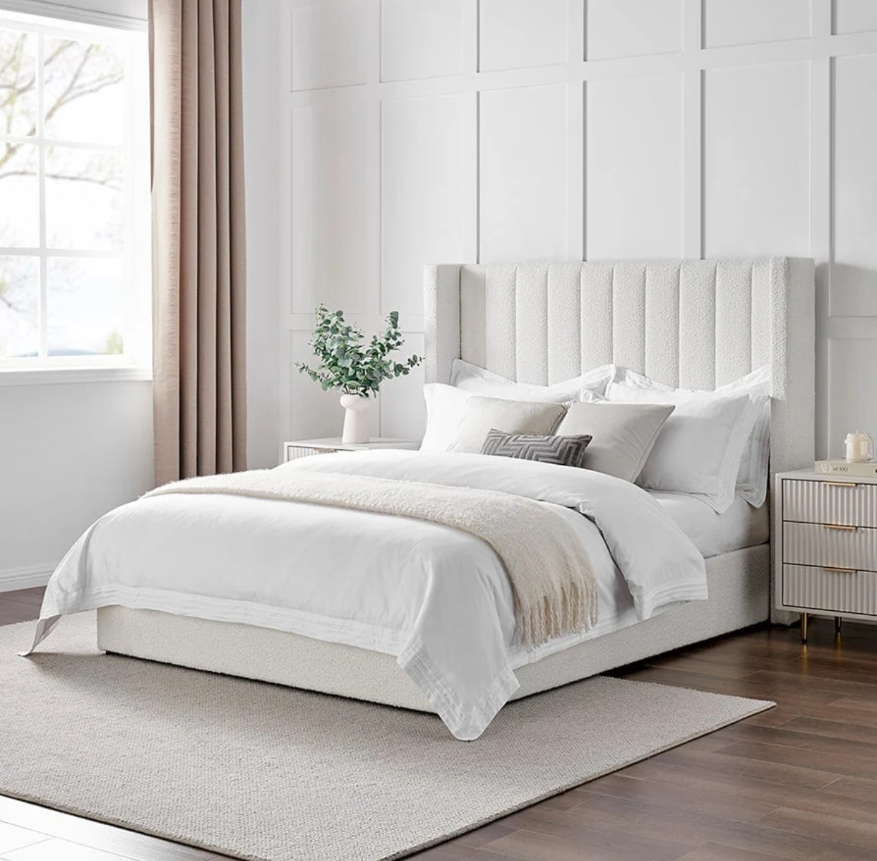 VENUS — Cama tapizada KZA Design